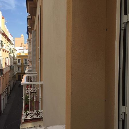 Apartamento San Pedro كاديز المظهر الخارجي الصورة