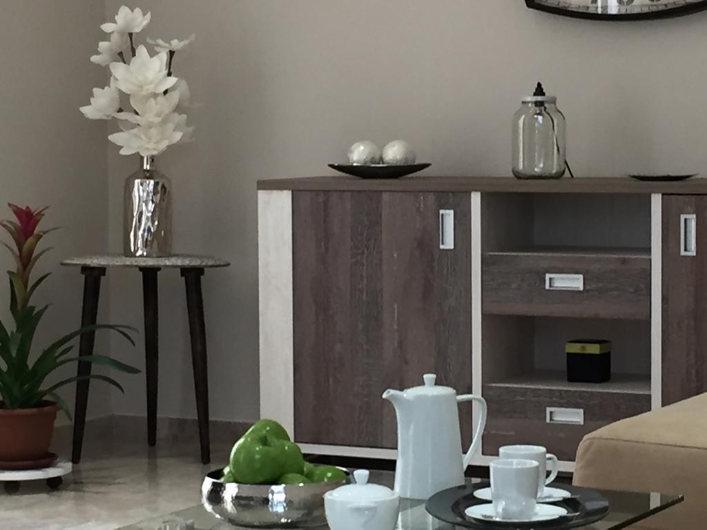 Apartamento San Pedro كاديز المظهر الخارجي الصورة